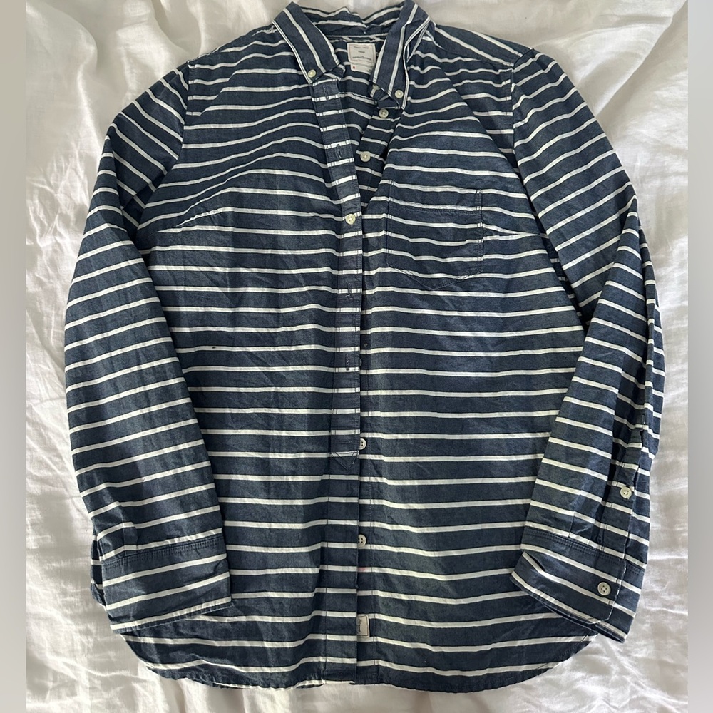 GAP women’s flannel/ shirt